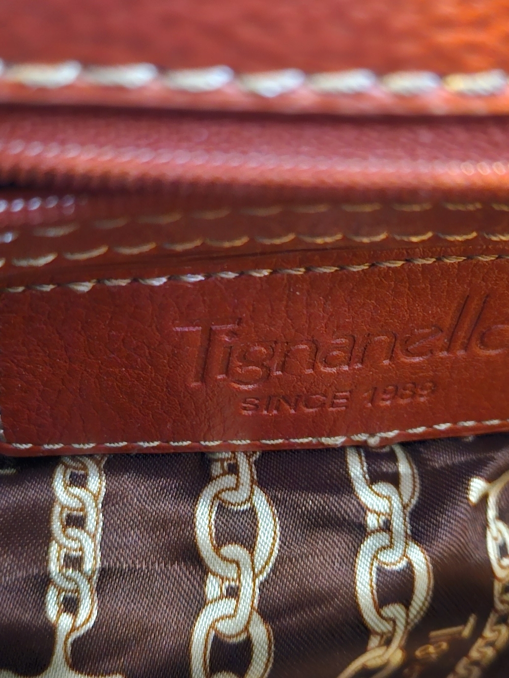 Red Leather TIGNANELLO Shoulder Bag - Women - Picture 7 of 7
